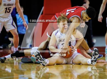 Thumbnail 2 in Omaha Westside vs. Grand Island photogallery.