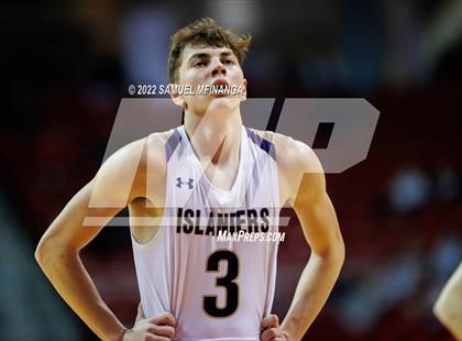 Thumbnail 1 in Omaha Westside vs. Grand Island photogallery.