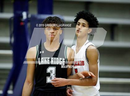 Thumbnail 2 in Lake Ridge vs Lake Highlands photogallery.