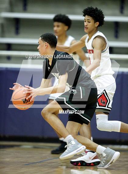 Thumbnail 1 in Lake Ridge vs Lake Highlands photogallery.
