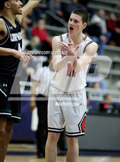 Thumbnail 1 in Lake Ridge vs Lake Highlands photogallery.