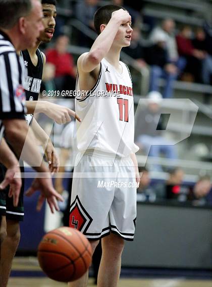 Thumbnail 3 in Lake Ridge vs Lake Highlands photogallery.