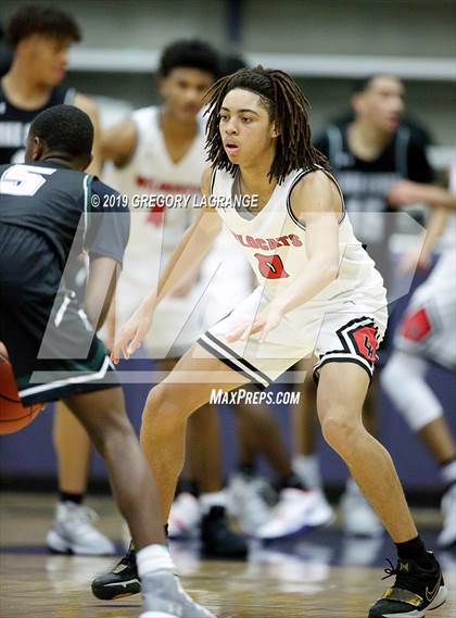 Thumbnail 3 in Lake Ridge vs Lake Highlands photogallery.