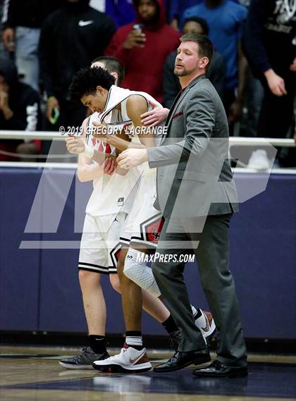 Thumbnail 2 in Lake Ridge vs Lake Highlands photogallery.