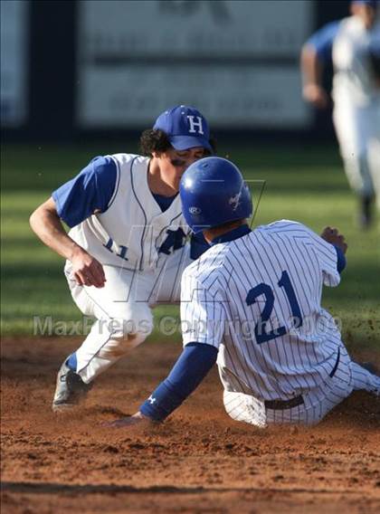 Thumbnail 1 in Highlands @ Covington Catholic photogallery.