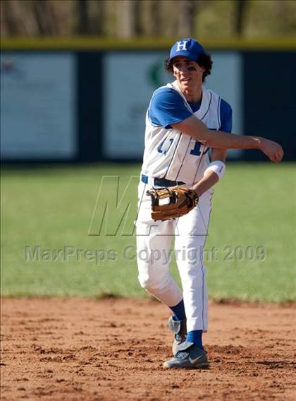 Thumbnail 3 in Highlands @ Covington Catholic photogallery.
