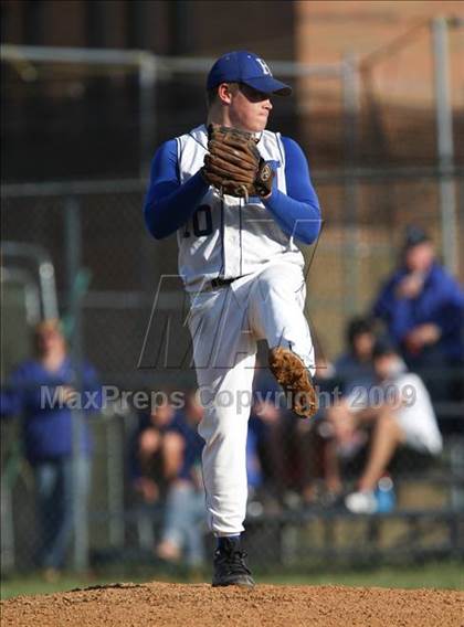 Thumbnail 2 in Highlands @ Covington Catholic photogallery.