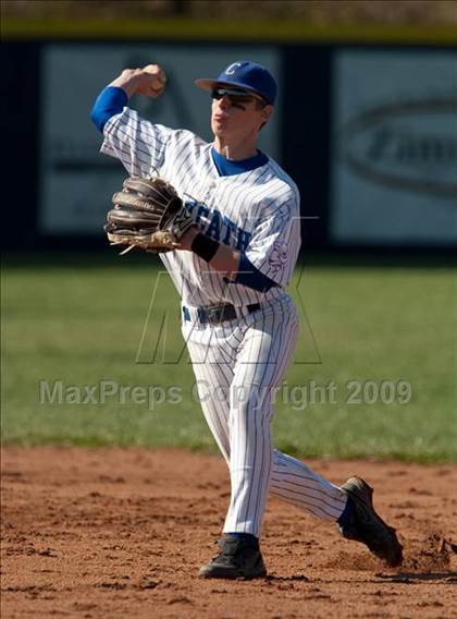Thumbnail 2 in Highlands @ Covington Catholic photogallery.