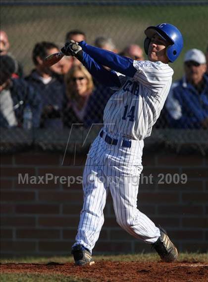 Thumbnail 1 in Highlands @ Covington Catholic photogallery.
