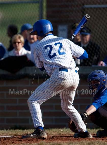 Thumbnail 1 in Highlands @ Covington Catholic photogallery.