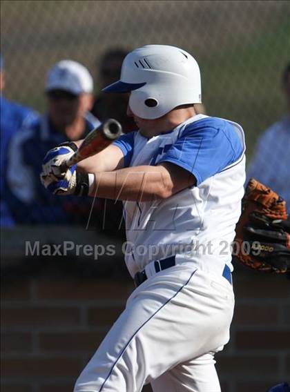 Thumbnail 1 in Highlands @ Covington Catholic photogallery.