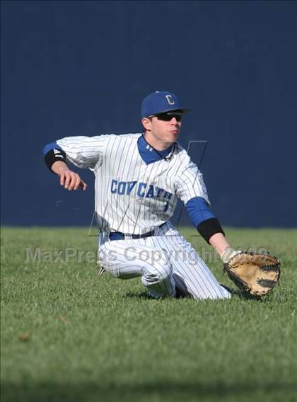 Thumbnail 3 in Highlands @ Covington Catholic photogallery.