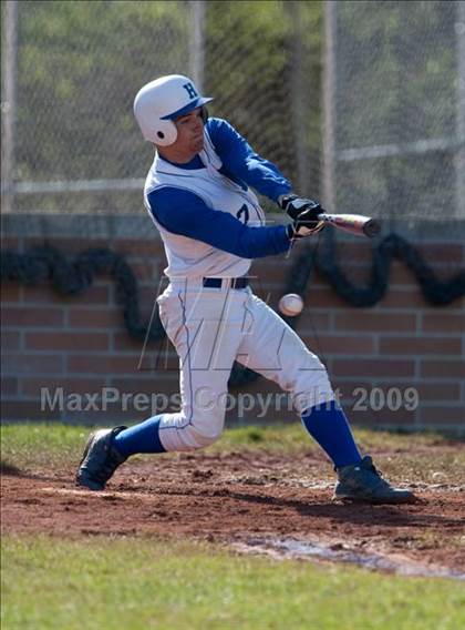 Thumbnail 1 in Highlands @ Covington Catholic photogallery.