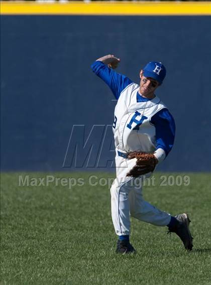 Thumbnail 1 in Highlands @ Covington Catholic photogallery.