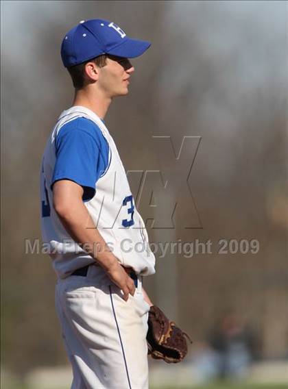 Thumbnail 1 in Highlands @ Covington Catholic photogallery.