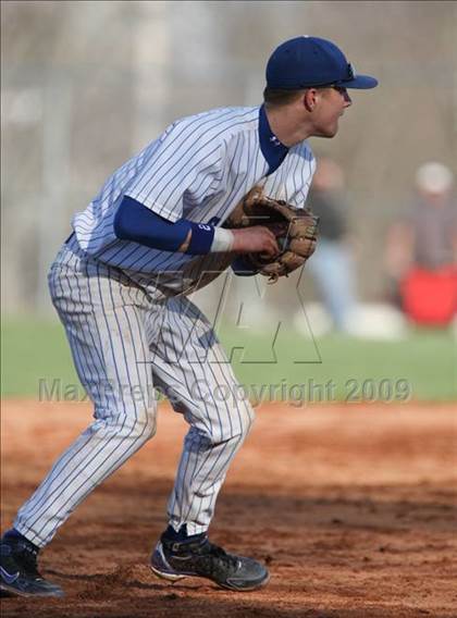 Thumbnail 3 in Highlands @ Covington Catholic photogallery.