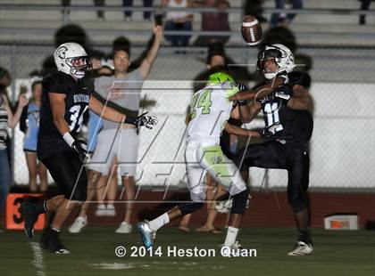 Thumbnail 2 in Villa Park vs. Cabrillo photogallery.