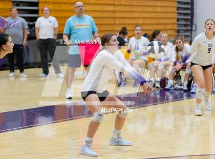 Thumbnail 2 in Daleville vs. Leo (Leo Invite) photogallery.