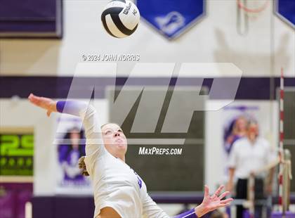 Thumbnail 3 in Daleville vs. Leo (Leo Invite) photogallery.