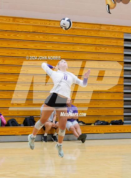 Thumbnail 3 in Daleville vs. Leo (Leo Invite) photogallery.