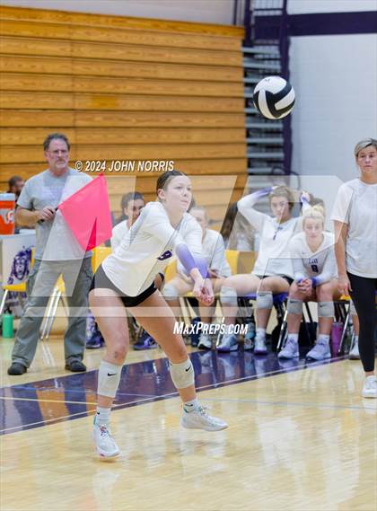 Thumbnail 2 in Daleville vs. Leo (Leo Invite) photogallery.