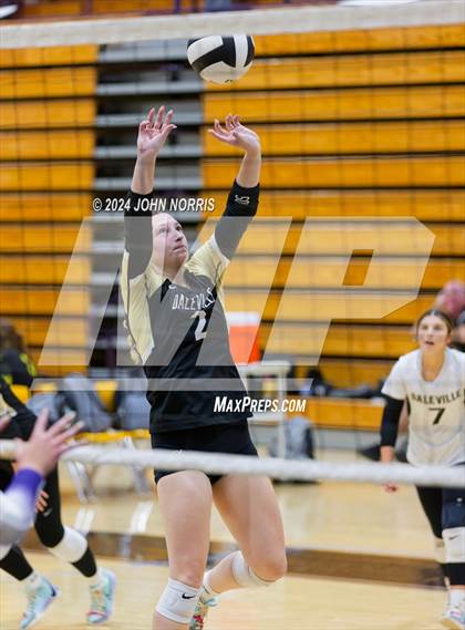 Thumbnail 1 in Daleville vs. Leo (Leo Invite) photogallery.
