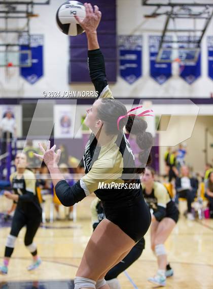 Thumbnail 2 in Daleville vs. Leo (Leo Invite) photogallery.