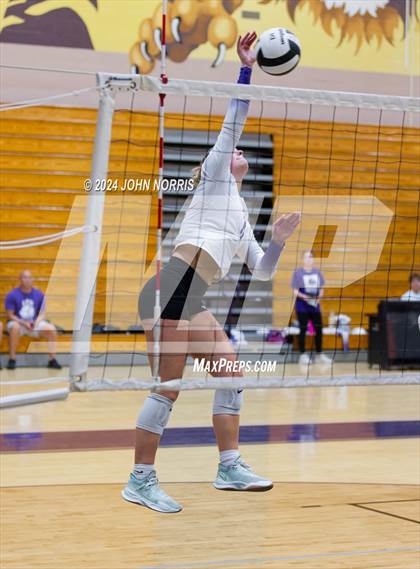 Thumbnail 1 in Daleville vs. Leo (Leo Invite) photogallery.