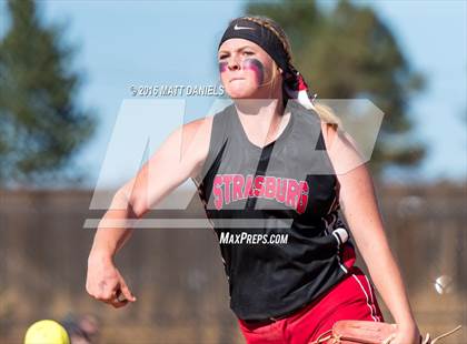 Thumbnail 2 in Rocky Ford vs. Strasburg (CHSAA 3A Championship) photogallery.