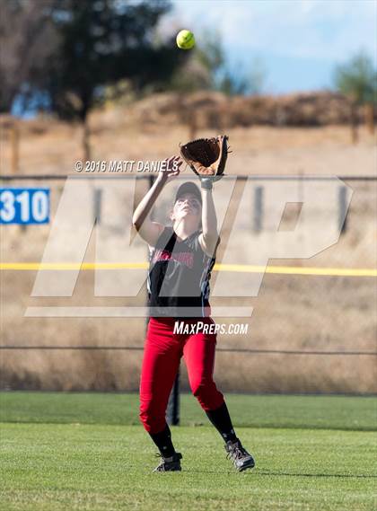 Thumbnail 1 in Rocky Ford vs. Strasburg (CHSAA 3A Championship) photogallery.