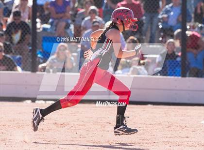 Thumbnail 1 in Rocky Ford vs. Strasburg (CHSAA 3A Championship) photogallery.