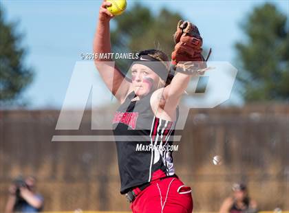 Thumbnail 1 in Rocky Ford vs. Strasburg (CHSAA 3A Championship) photogallery.