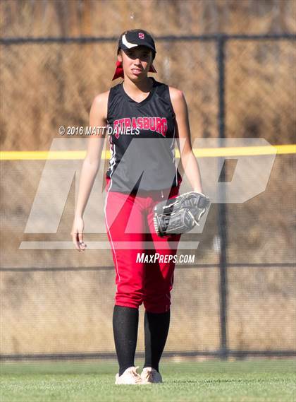 Thumbnail 3 in Rocky Ford vs. Strasburg (CHSAA 3A Championship) photogallery.