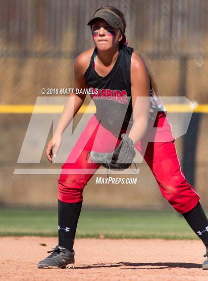 Thumbnail 2 in Rocky Ford vs. Strasburg (CHSAA 3A Championship) photogallery.