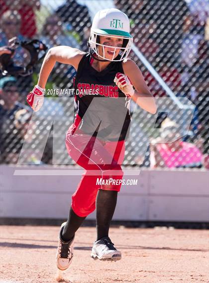 Thumbnail 1 in Rocky Ford vs. Strasburg (CHSAA 3A Championship) photogallery.