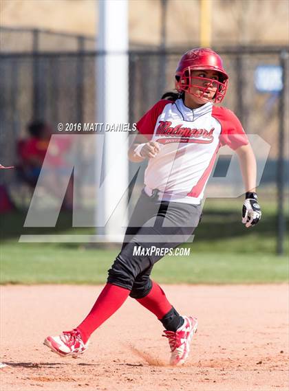 Thumbnail 3 in Rocky Ford vs. Strasburg (CHSAA 3A Championship) photogallery.