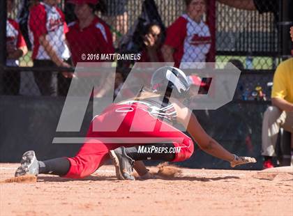 Thumbnail 3 in Rocky Ford vs. Strasburg (CHSAA 3A Championship) photogallery.