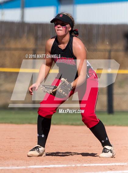 Thumbnail 2 in Rocky Ford vs. Strasburg (CHSAA 3A Championship) photogallery.