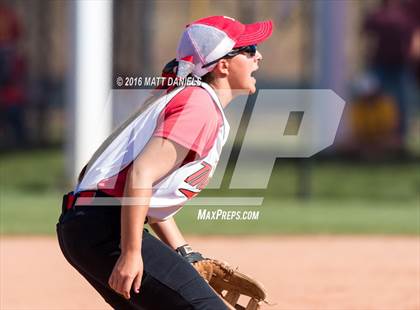 Thumbnail 3 in Rocky Ford vs. Strasburg (CHSAA 3A Championship) photogallery.