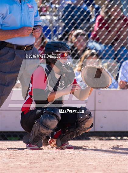 Thumbnail 3 in Rocky Ford vs. Strasburg (CHSAA 3A Championship) photogallery.