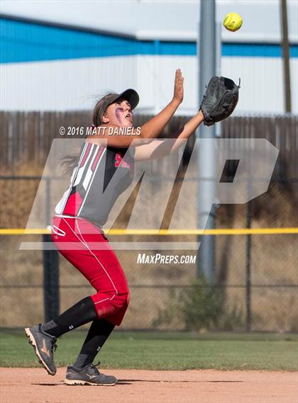 Thumbnail 3 in Rocky Ford vs. Strasburg (CHSAA 3A Championship) photogallery.