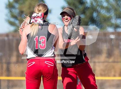 Thumbnail 3 in Rocky Ford vs. Strasburg (CHSAA 3A Championship) photogallery.