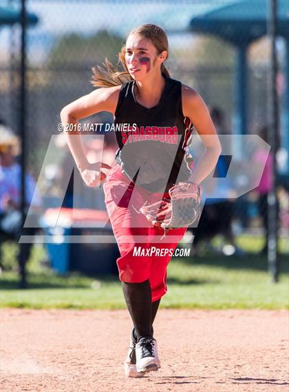 Thumbnail 2 in Rocky Ford vs. Strasburg (CHSAA 3A Championship) photogallery.
