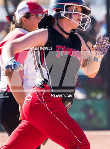 Thumbnail 2 in Rocky Ford vs. Strasburg (CHSAA 3A Championship) photogallery.