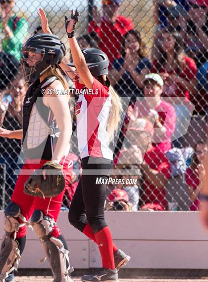 Thumbnail 3 in Rocky Ford vs. Strasburg (CHSAA 3A Championship) photogallery.