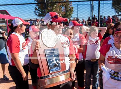 Thumbnail 2 in Rocky Ford vs. Strasburg (CHSAA 3A Championship) photogallery.