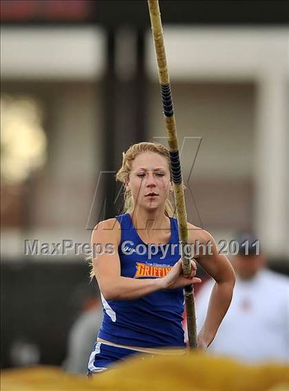 Thumbnail 3 in 44th Arcadia Invitational (Field Events) photogallery.