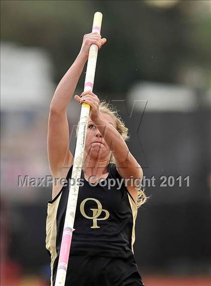 Thumbnail 2 in 44th Arcadia Invitational (Field Events) photogallery.
