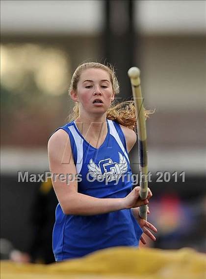 Thumbnail 2 in 44th Arcadia Invitational (Field Events) photogallery.