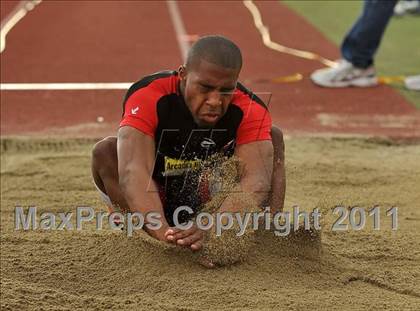 Thumbnail 2 in 44th Arcadia Invitational (Field Events) photogallery.
